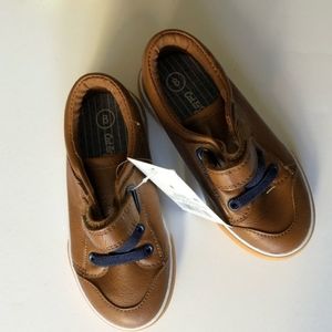 CAT AND JACK FAUX LEATHER TODDLER BOY SNEAKERS